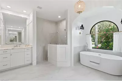 9833 Clear Lake Cir, Naples, FL 34109 - Photo 18
