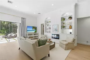 9833 Clear Lake Cir, Naples, FL 34109 - Photo 6