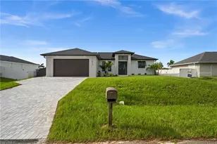 1609 NW 16th Terrace, Cape Coral, FL 33993 - Photo 2