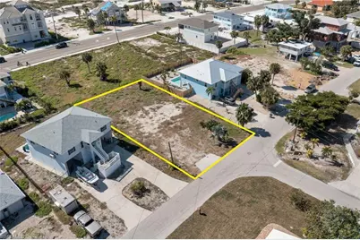 7930 Buccaneer Dr, Fort Myers Beach, FL 33931 - Photo 12