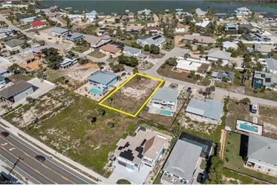 7930 Buccaneer Dr, Fort Myers Beach, FL 33931 - Photo 8