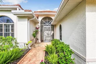 11163 Longshore Way E, Naples, FL 34119 - Photo 8