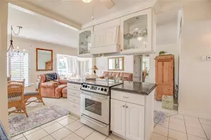 250 7th Ave S, Naples, FL 34102 - Photo 4