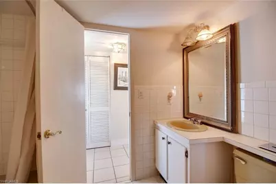 250 7th Ave S #305, Naples, FL 34102 - Photo 16