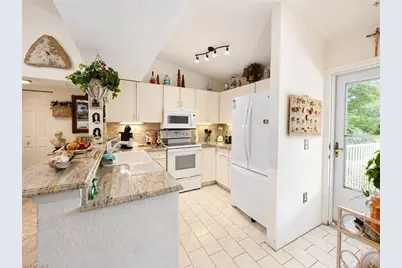 8294 Key Royal Cir #1631, Naples, FL 34119 - Photo 6