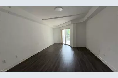 1100 Pine Ridge Rd #200, Naples, FL 34108 - Photo 4