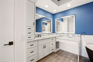 425 Cove Tower Dr, Naples, FL 34110 - Photo 20