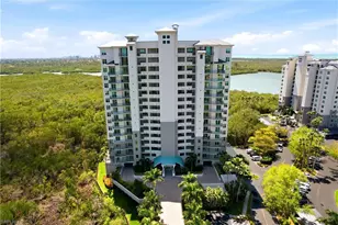 425 Cove Tower Dr, Naples, FL 34110 - Photo 34