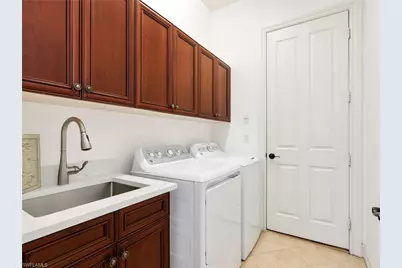 7660 Cottesmore Dr, Naples, FL 34113 - Photo 38