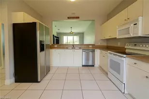 700 Luisa Ln, Naples, FL 34104 - Photo 12