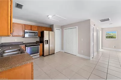909 Jaguar Blvd, Lehigh Acres, FL 33974 - Photo 8