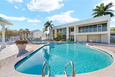 161 Santa Clara Dr #10, Naples, FL 34104 - Photo 4