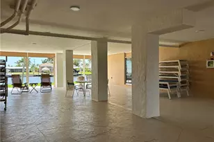 4260 SE 20th Pl, Cape Coral, FL 33904 - Photo 16
