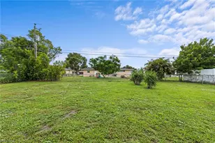 2325 Academy Blvd W, Cape Coral, FL 33990 - Photo 20