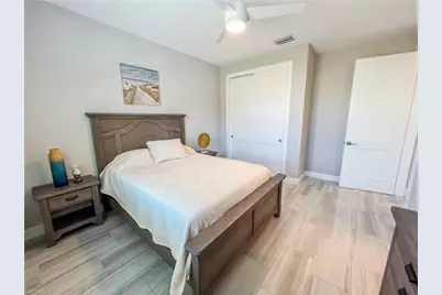 554 N Barfield Dr, Marco Island, FL 34145 - Photo 26
