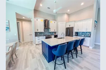 554 N Barfield Dr, Marco Island, FL 34145 - Photo 10