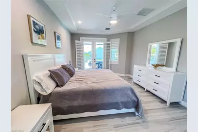 554 N Barfield Dr, Marco Island, FL 34145 - Photo 12