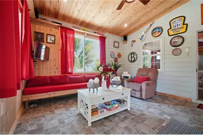 253 Worley St, Chokoloskee, FL 34138 - Photo 4
