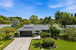 664 Pompano Dr, Naples, FL 34110 - Photo 4