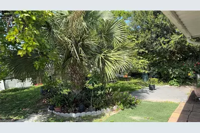 5300 23rd Ave SW, Naples, FL 34116 - Photo 12