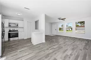 143 SE 30th Terrace, Cape Coral, FL 33904 - Photo 4