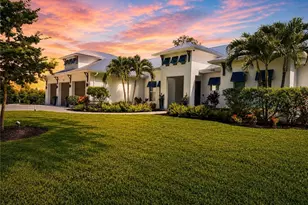 5737 Hidden Oaks Ln, Naples, FL 34119 - Photo 4