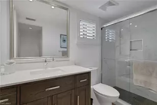 5250 Fox Hollow Dr, Naples, FL 34104 - Photo 22