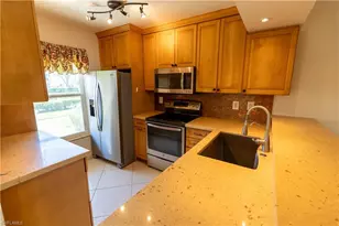 1015 Mainsail Dr, Naples, FL 34114 - Photo 8
