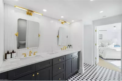 4041 Gulf Shore Blvd N #109, Naples, FL 34103 - Photo 14