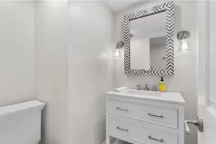 4005 Gulf Shore Blvd N, Naples, FL 34103 - Photo 32