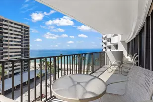 4005 Gulf Shore Blvd N, Naples, FL 34103 - Photo 2