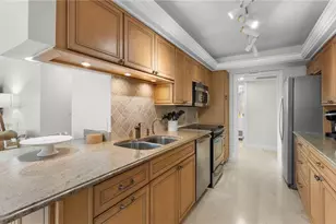4005 Gulf Shore Blvd N, Naples, FL 34103 - Photo 20