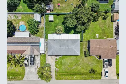 1196 Pine Lake Dr, Cape Coral, FL 33909 - Photo 4