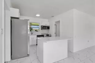 1196 Pine Lake Dr, Cape Coral, FL 33909 - Photo 10