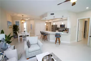 262 Indies Dr, Naples, FL 34114 - Photo 6
