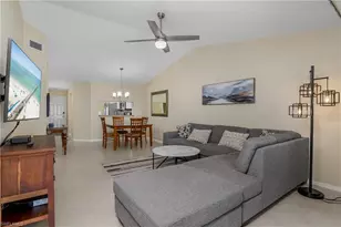 7754 Emerald Cir, Naples, FL 34109 - Photo 14