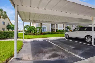 7754 Emerald Cir, Naples, FL 34109 - Photo 6