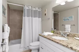 440 Seaview Ct, Marco Island, FL 34145 - Photo 8
