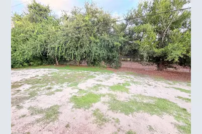 8204 Matanzas Rd, Fort Myers, FL 33967 - Photo 16