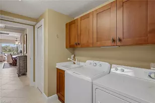 9233 Museo Cir, Naples, FL 34114 - Photo 20