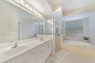 1032 Tivoli Ln, Naples, FL 34104 - Photo 8