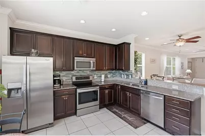 8433 Karina Ct, Naples, FL 34114 - Photo 14