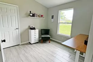 3902 16th St SW, Lehigh Acres, FL 33976 - Photo 10