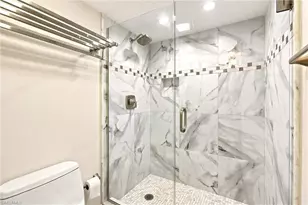 4001 Gulf Shore Blvd N, Naples, FL 34103 - Photo 20