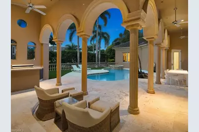 550 21st Ave S, Naples, FL 34102 - Photo 10