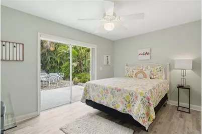 2548 River Reach Dr, Naples, FL 34104 - Photo 20