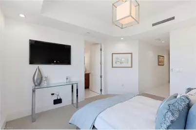 13675 Vanderbilt Dr #810, Naples, FL 34110 - Photo 26