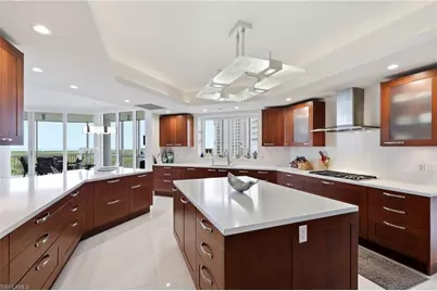 13675 Vanderbilt Dr #810, Naples, FL 34110 - Photo 10