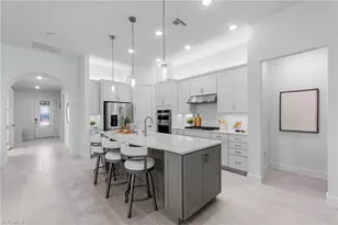 19640 Aqua View Ln, Fort Myers, FL 33913 - Photo 24