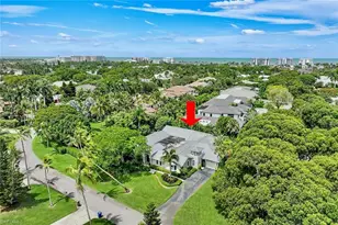 675 Murex Dr, Naples, FL 34102 - Photo 2